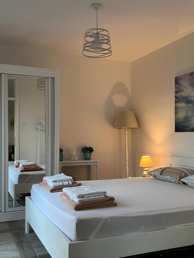 Seahaven Apartment Petrovac Екстериор снимка