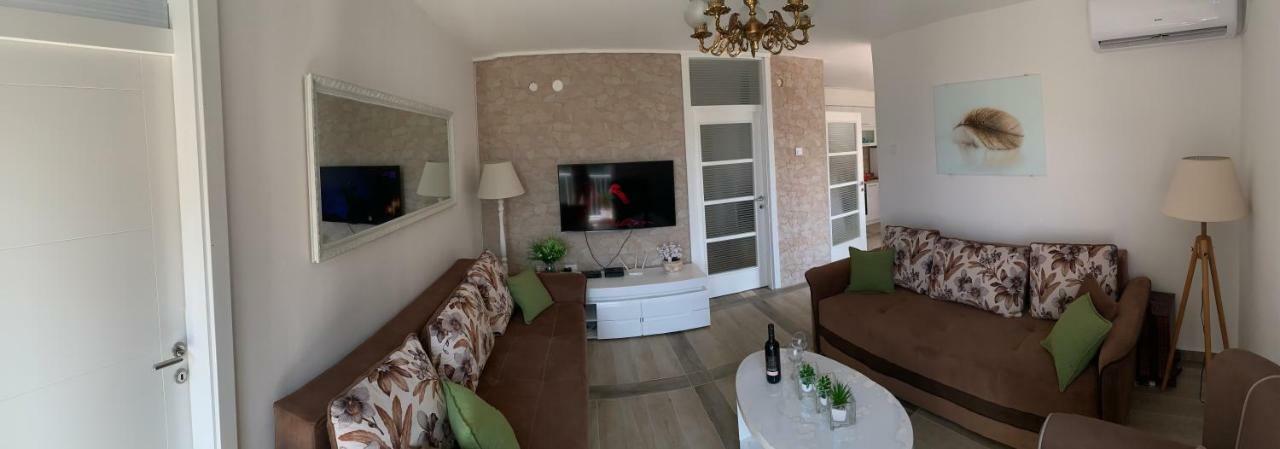 Seahaven Apartment Petrovac Екстериор снимка